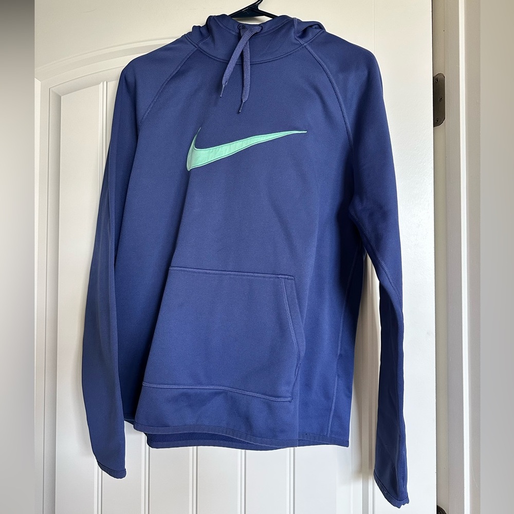 Nike Hoodie Medium